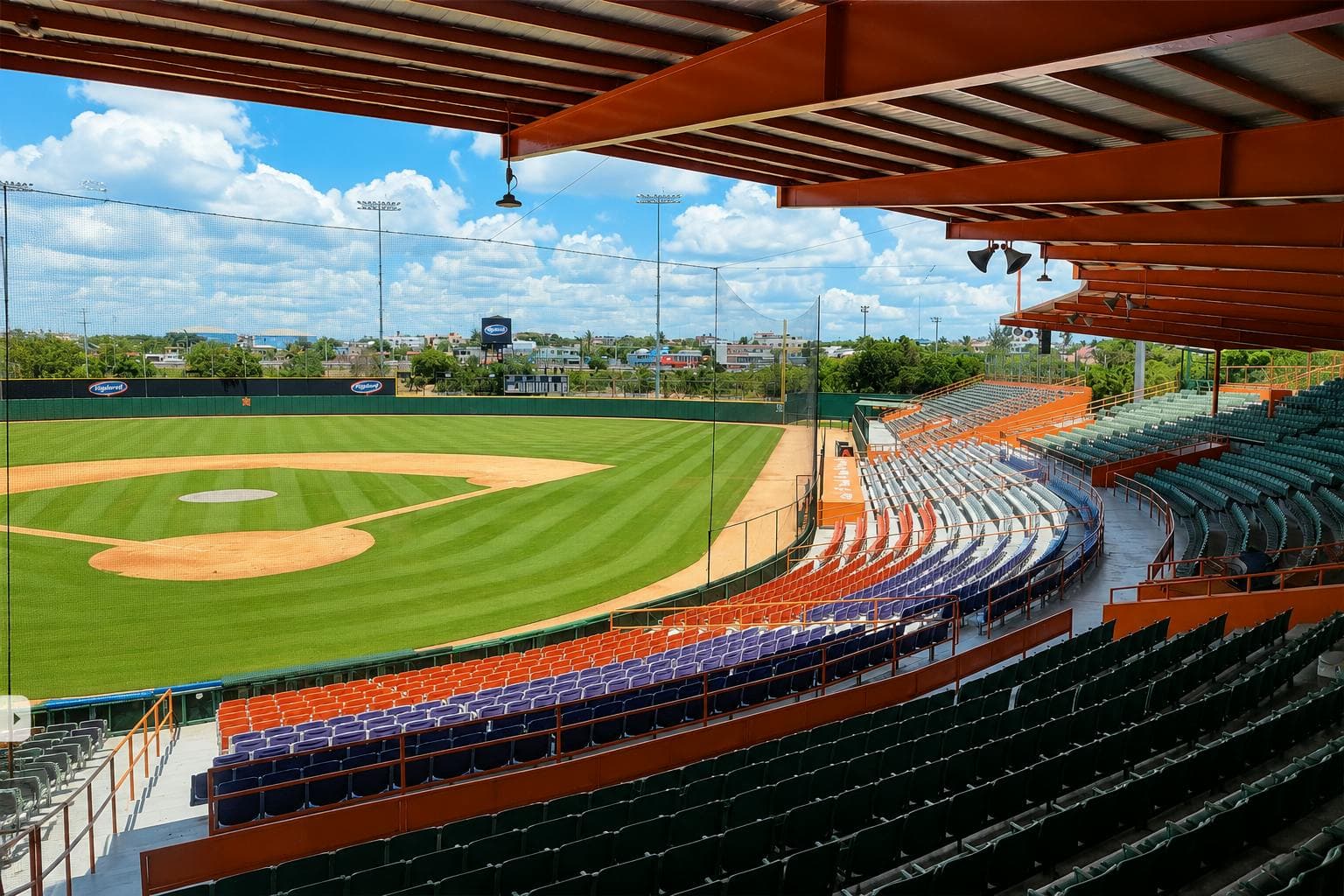 La Romana - Estadio Francisco Micheli