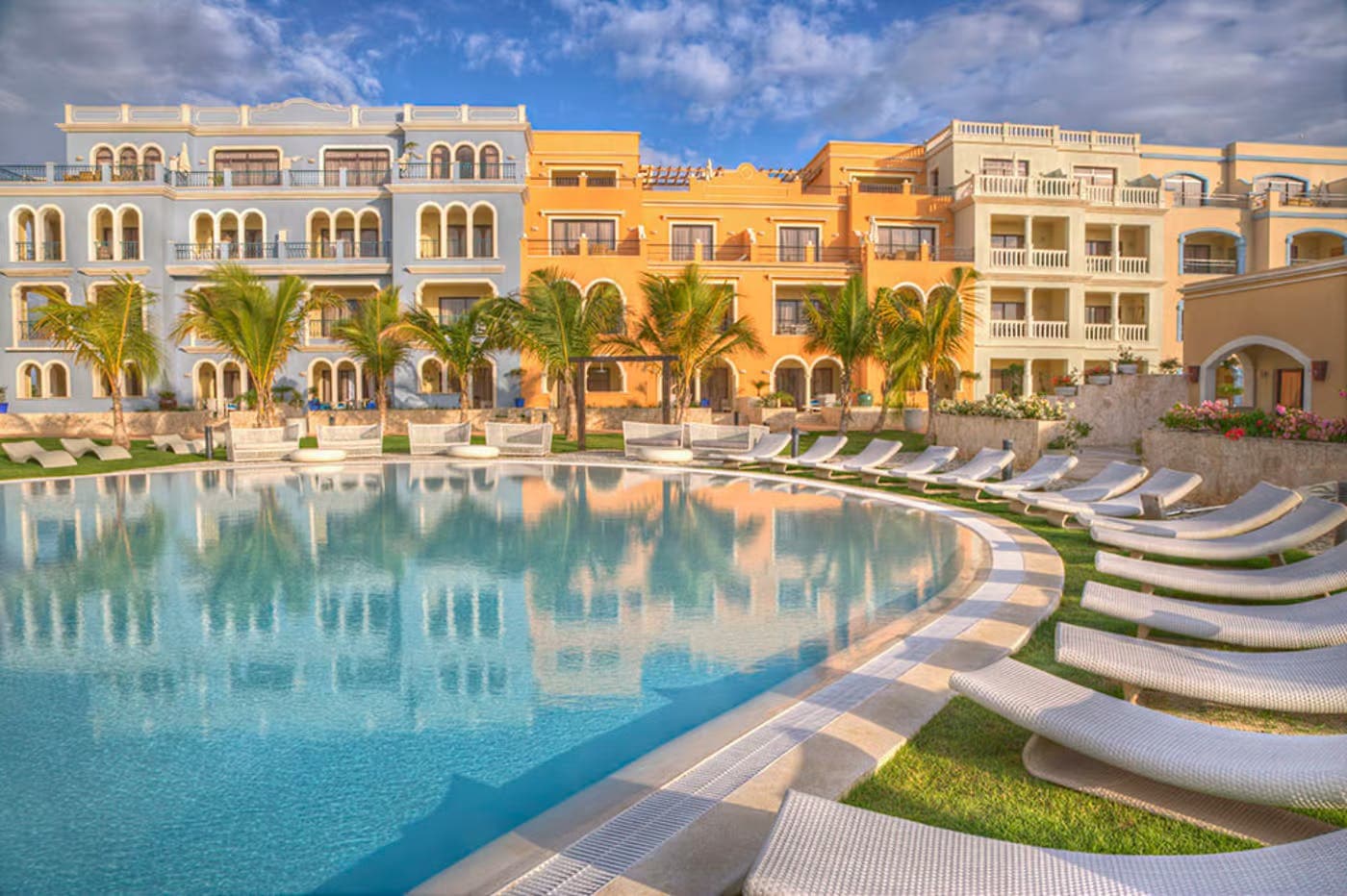 AlSol Luxury Village
