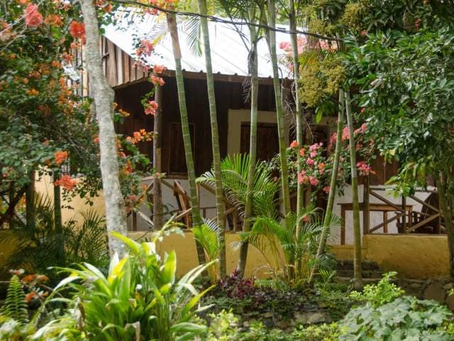 Complejo Ecoturístico Sonido del Yaque