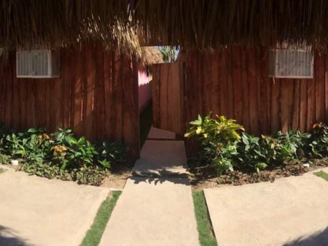 Hotel El Cayito Beach Resort