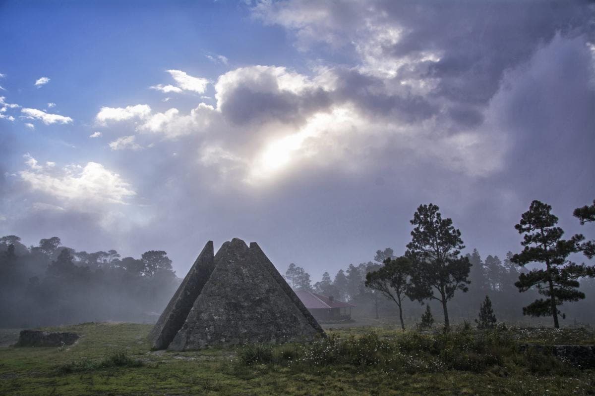 Las Pirámides