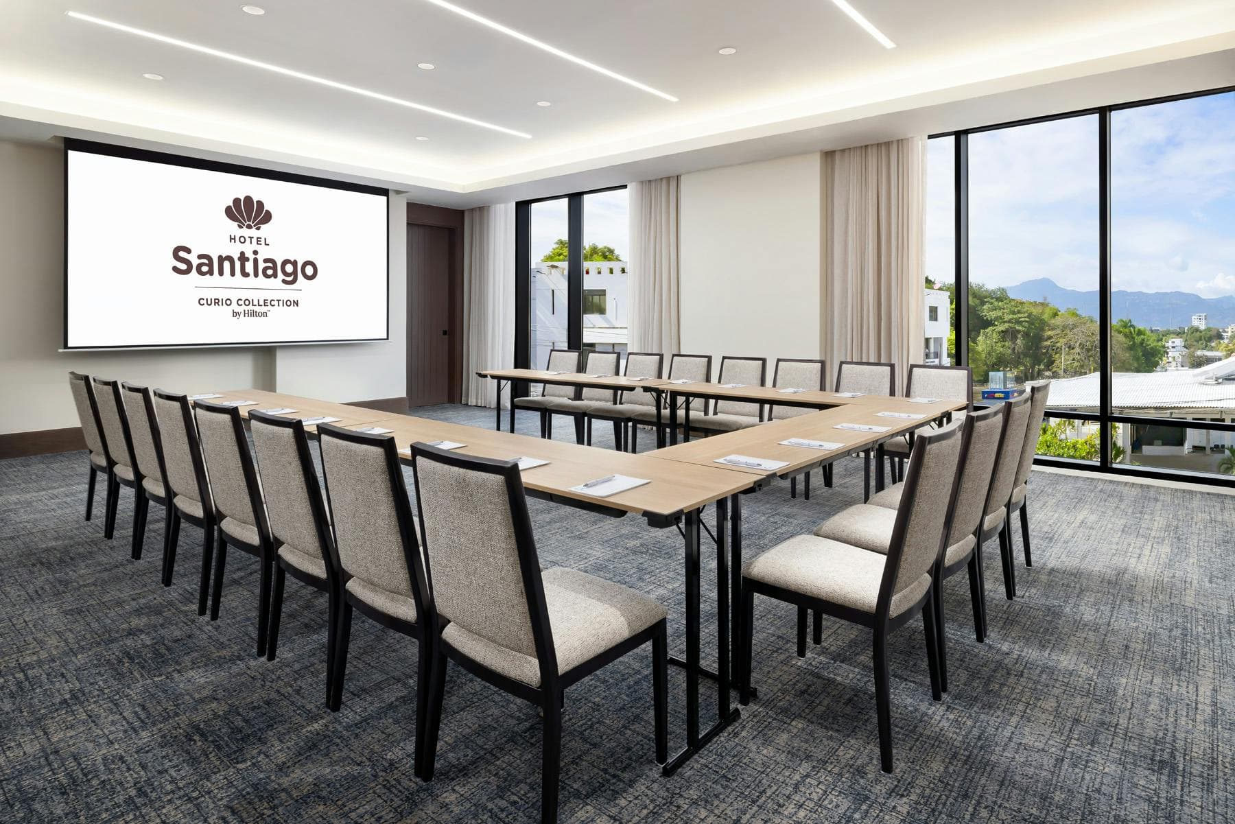 Hotel Santiago, Curio Collection by Hilton