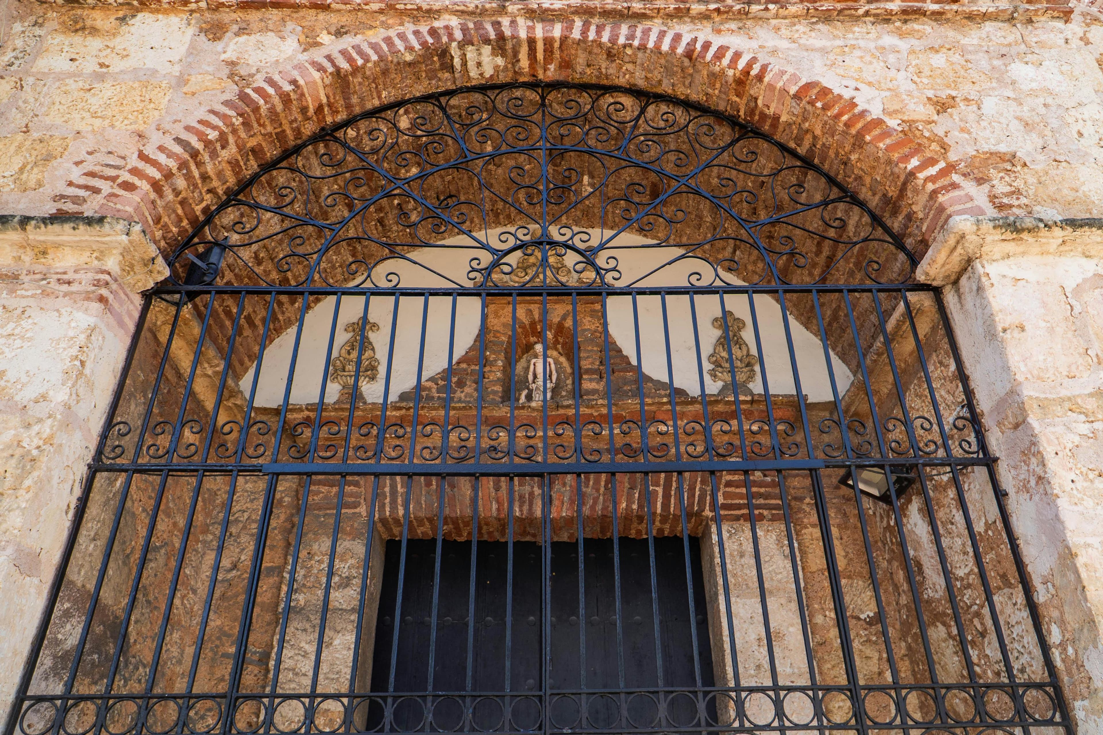 Church and Hospital of Saint Lazarus – Colonial Zone